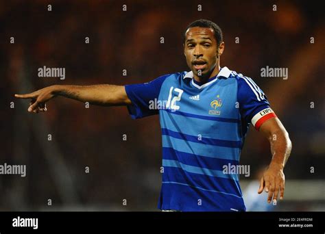 Thierry henry france 2009 hi-res stock photography and images - Alamy