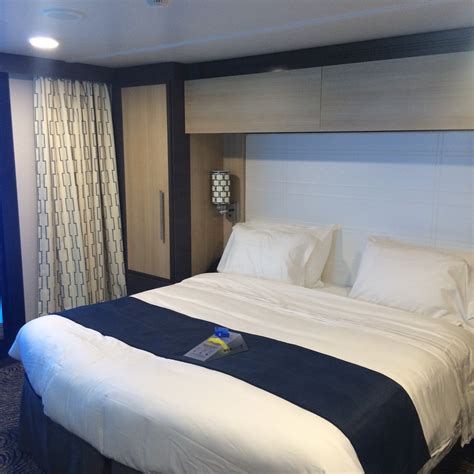 Large Interior Stateroom with Virtual Balcony, Cabin Category SL ...