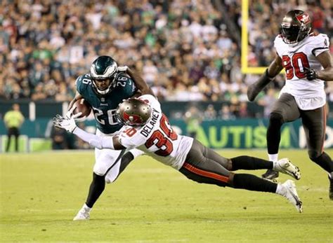 How to watch Eagles vs. Buccaneers in NFL Playoffs: Free live stream ...