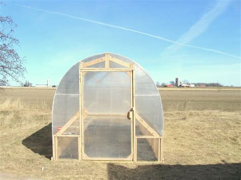 Cattle panel greenhouse. | Cattle panels, Greenhouse, Backyard