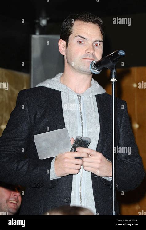 Jimmy carr 8 out of 10 cats hi-res stock photography and images - Alamy