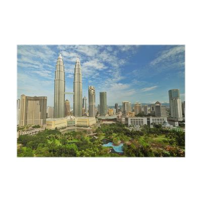 Poster Petronas Twin Towers in Malaysia - PIXERS.UK
