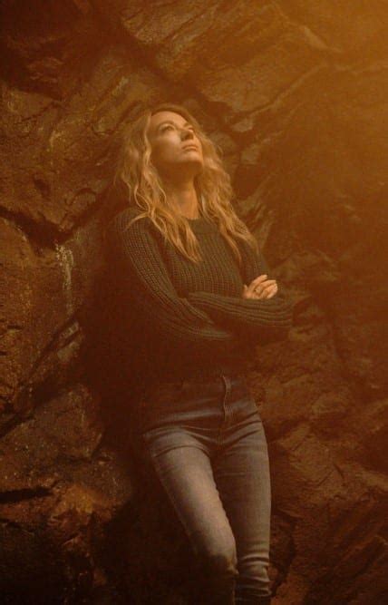 La Brea Season 2 Episode 2 Review: The Cave - TV Fanatic