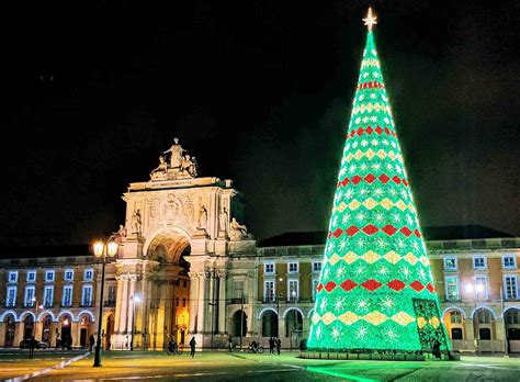 A Guide to Christmas in Portugal – Portugalist in 2020 | Christmas traditions, Kids christmas ...