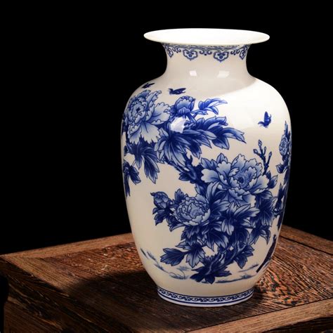 Jingdezhen blue and white Porcelain Vases Fine Bone China Vase Peony ...