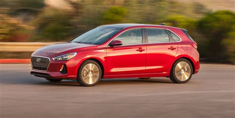 2019 Hyundai Elantra GT Review, Pricing, and Specs