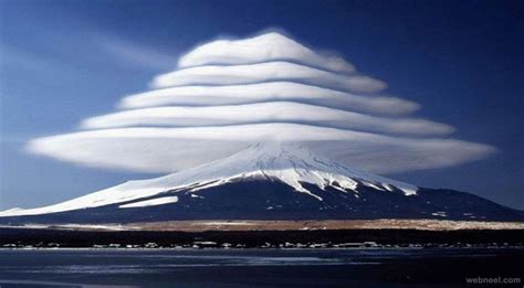 30 Stunning and Beautiful Clouds Photos - Unusual Cloud Formation