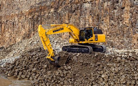 Komatsu Wallpapers - Top Free Komatsu Backgrounds - WallpaperAccess