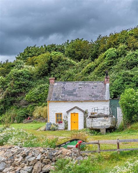 Pin by shawn dillon on Ireland | Ireland homes, Houses in ireland, Irish houses