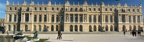 File:Versailles-Chateau-FacadeJardin.jpg - Wikimedia Commons