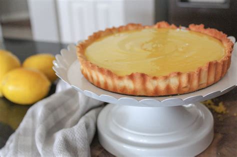 Creamy Lemon Tart - Recipes Inspired by Mom