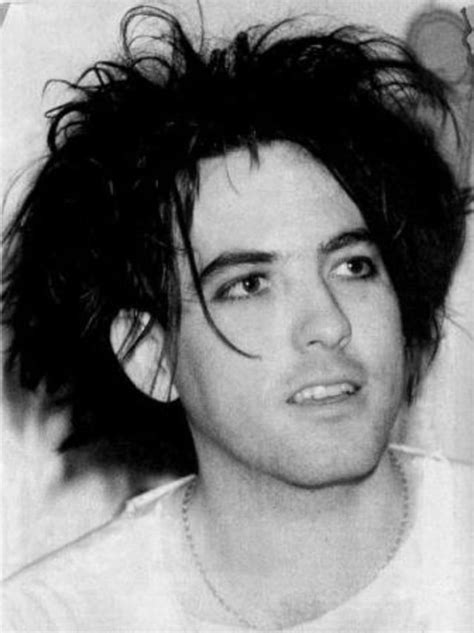 Robert Smith of The Cure, 1980s : r/OldSchoolCool