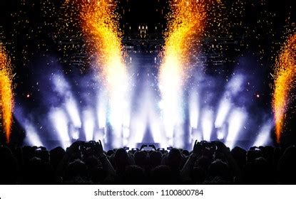 26,122 Fireworks On Stage Images, Stock Photos & Vectors | Shutterstock