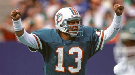 Miami Dolphins quarterback Dan Marino career highlights | NFL Legends