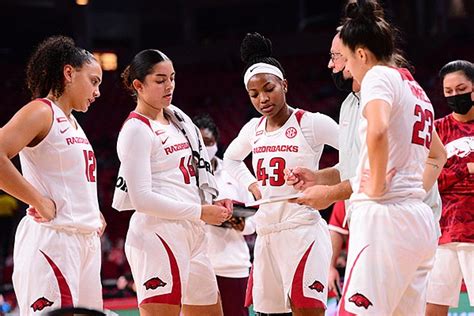 Arkansas Razorbacks Women's Basketball Team : Ole Miss Vs Arkansas In ...