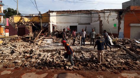 Mexico Earthquake, Strongest in a Century, Kills Dozens - The New York ...