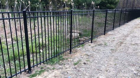 Aluminum Fence - The Ultimate Guide