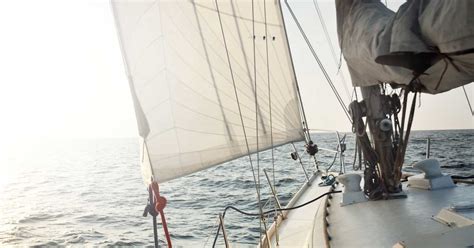 Types of Sail Cloth and How to Choose | Life of Sailing