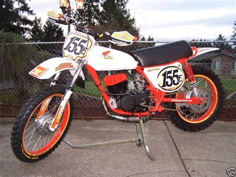 Honda CR250 Gallery - Classic Motorbikes