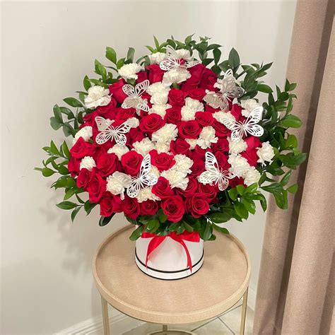 Wonderful Flowers - Flowers of Miami - Flower Delivery Miami - Best Florist in Miami