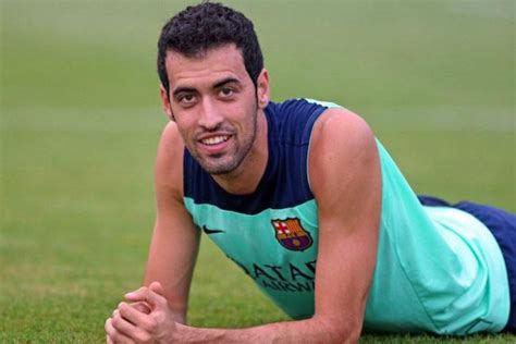 Sergio Busquets Height, Weight, Age, Girlfriend, Family, Facts, Biography