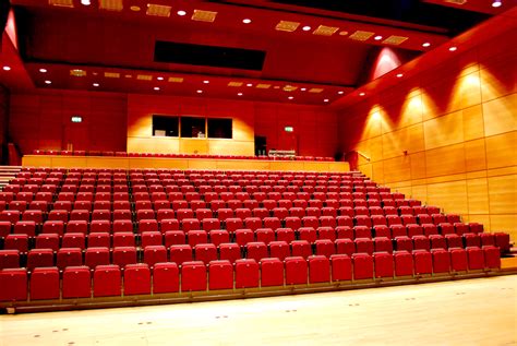 The Burnavon Arts and Cultural Centre - Venues - Irish Theatre