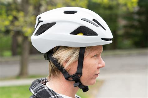 The Best Bike Helmet for Commuters in 2023 | Reviews by Wirecutter