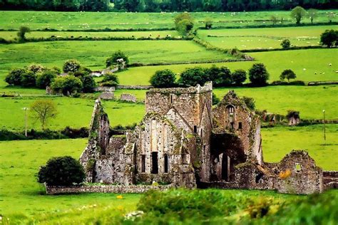 Tipperary, Ireland | Пейзажи, Заброшенные замки, Места для посещения