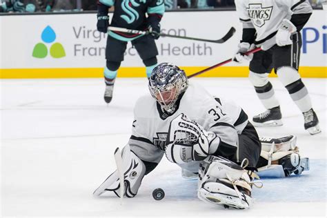 Kings battled adversity to reach playoffs. Plus: Hockey pundits make ...