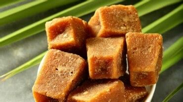 These health benefits of jaggery make it a good alternative for sugar | HealthShots