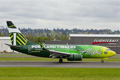 Repaint Request: Alaska Airlines Portland Timbers Livery for IXEG 733 ...