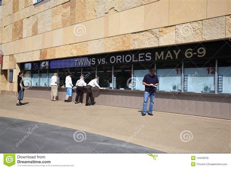 Target Field - Minnesota Twins Editorial Stock Photo - Image of field ...