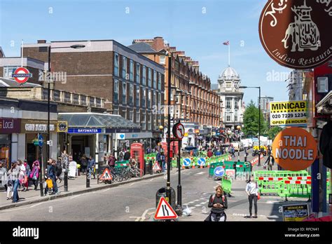 Queensway london hi-res stock photography and images - Alamy