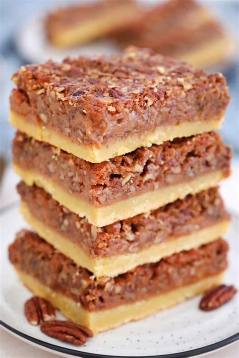 Best Easy Pecan Pie Bars Recipe [VIDEO] - Sweet and Savory Meals