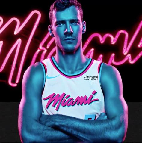 Ernennen Liner Ort miami vice jersey 2018 Außerirdischer Kleid hart ...