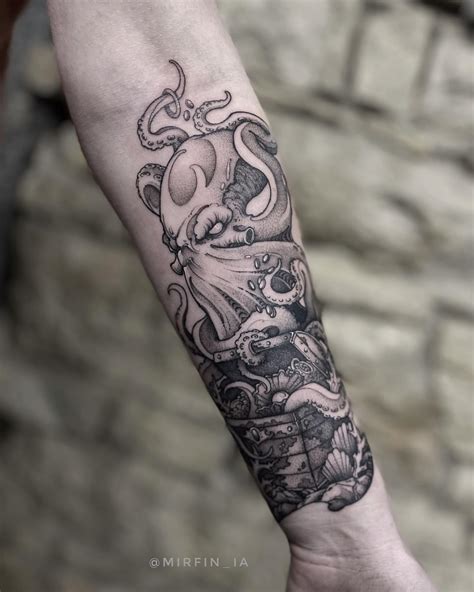 17 Killer Kraken Tattoo Ideas for Men & Women in 2023