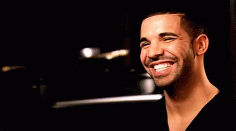 Lol GIF - Drake Laughing Lol - Discover & Share GIFs