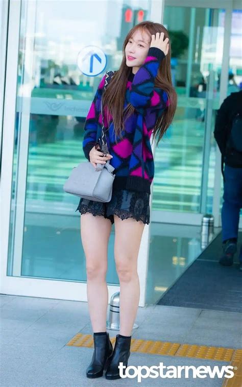 EXID's Hani @ Incheon Airport off to Paris for DAZED Korea magazine photoshoot | Nữ thần, Hani