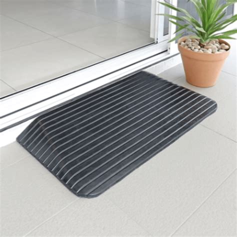 Heeve Solid Rubber Wheelchair Threshold Door Ramp With Winged Edges ...