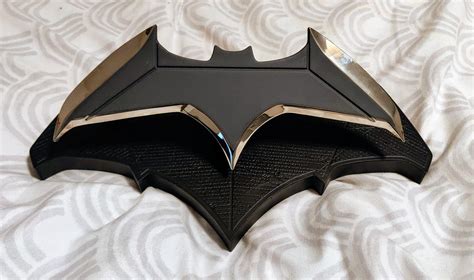 QMX Batman Batarang 1:1 Scale Prop Replica : r/batman