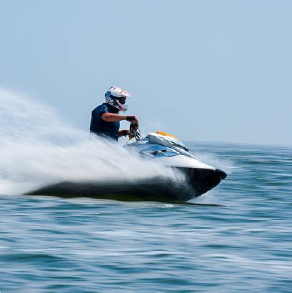 Jet Skiing | lesaoutdoors.com