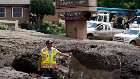 Southern California mudslides harm properties, carry away automobiles ...