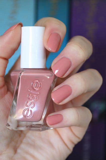 Essie Rose Comparison : Eternal Optimist, Fun In the Gondola, Stitch By Stitch, Stones 'n' Roses ...