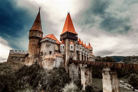 Vlad Tepeş'in hapsedildiği Corvin kalesinin röntgeni çekildi haberi - Arkeolojik Haber ...