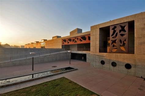 New Campus Indian Institute of Ahmedabad by Architect Bimal Patel