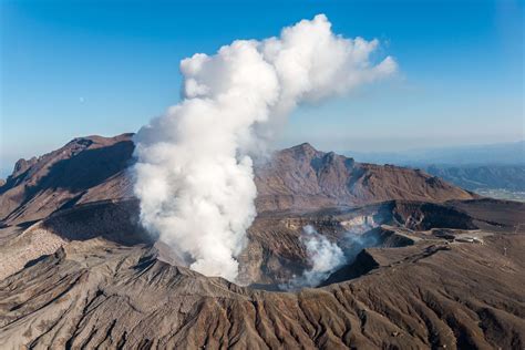 Group Tours & Luxury Holidays inc. Mount Aso, Japan | TransIndus