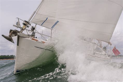 The 5 must-read sailing books of 2019