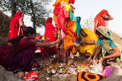 Gangaur Festival-Rajasthan editorial photography. Image of dress - 21620572