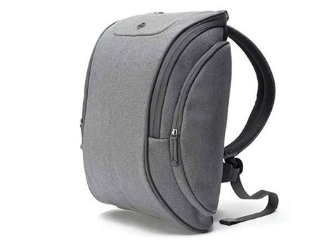Booq Cobra Squeeze Laptop Backpack | Gadgetsin
