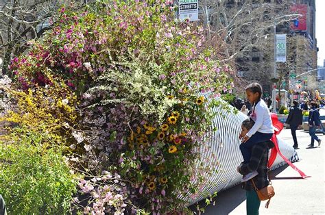 Giant Flower Installation Art is a Bouquet to New York City